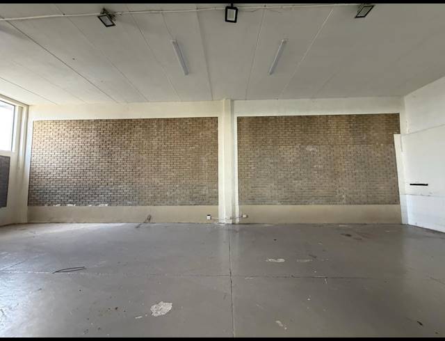375M² WAREHOUSE TO LET IN HALFWAY HOUSE